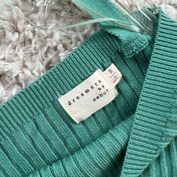 long sleeve top - Picture 2 of 2